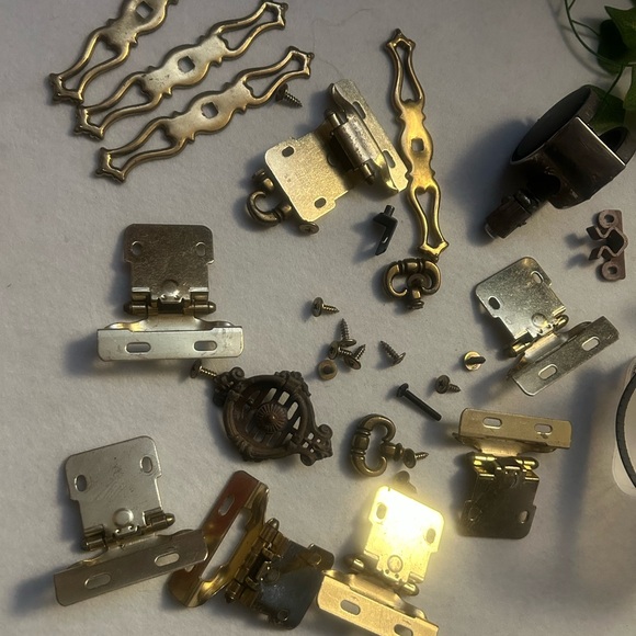 Assorted Gold Hardware Set - Picture 2 of 2